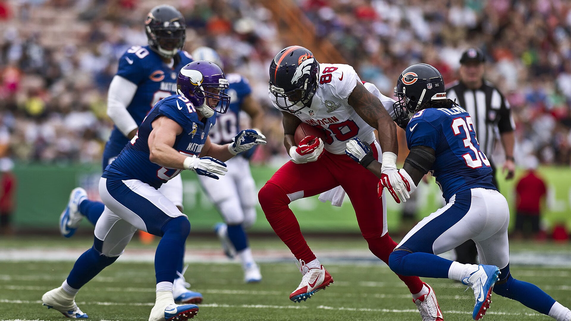 2016年总决赛第七场：勇士在最后几秒通过“水花兄弟”库里和汤普森的三分完成逆转，以赛季最精彩的逆转之一结束，勇夺总冠军。